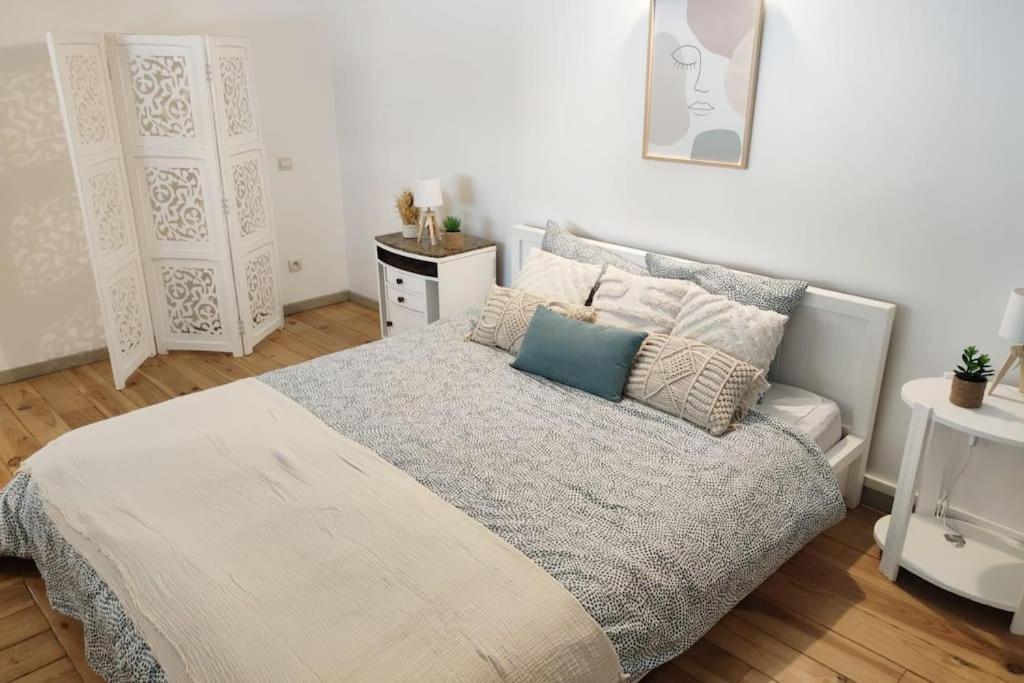 Duplex En Centre-ville Appartement *